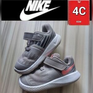 ⭐️ 5/$30 Nike 4C Baby Gray and Pink Sneakers